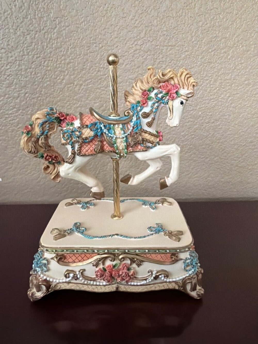 1997 SF Music Box Venetian Rose Carousel Horse Unchained Melody w/ Box